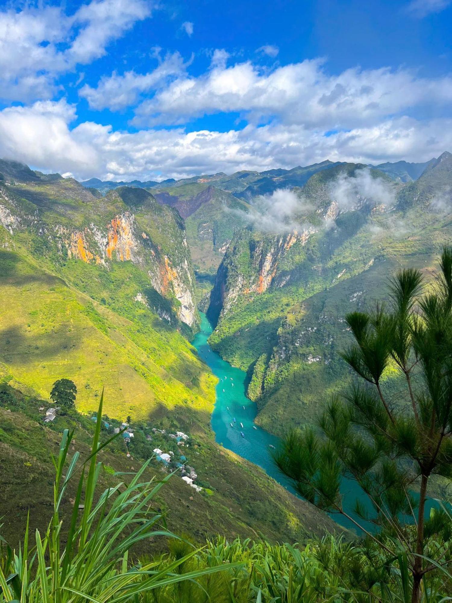 Thuy Anh Hotel Ha Giang Exterior foto
