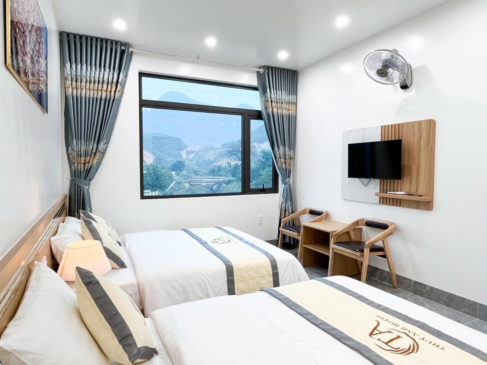 Thuy Anh Hotel Ha Giang Exterior foto
