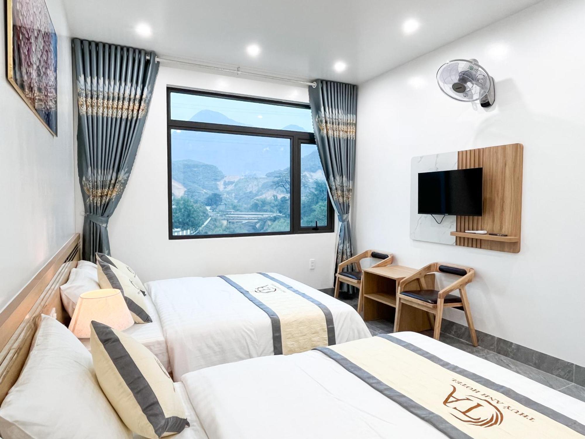 Thuy Anh Hotel Ha Giang Exterior foto